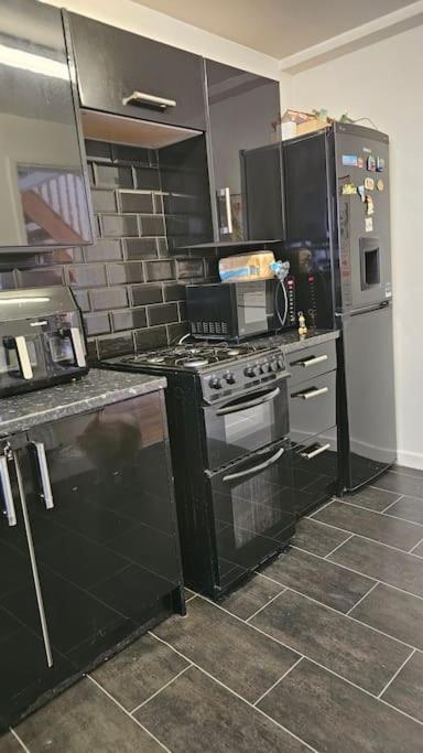 Open Planned Apartment 버컨헤드 외부 사진